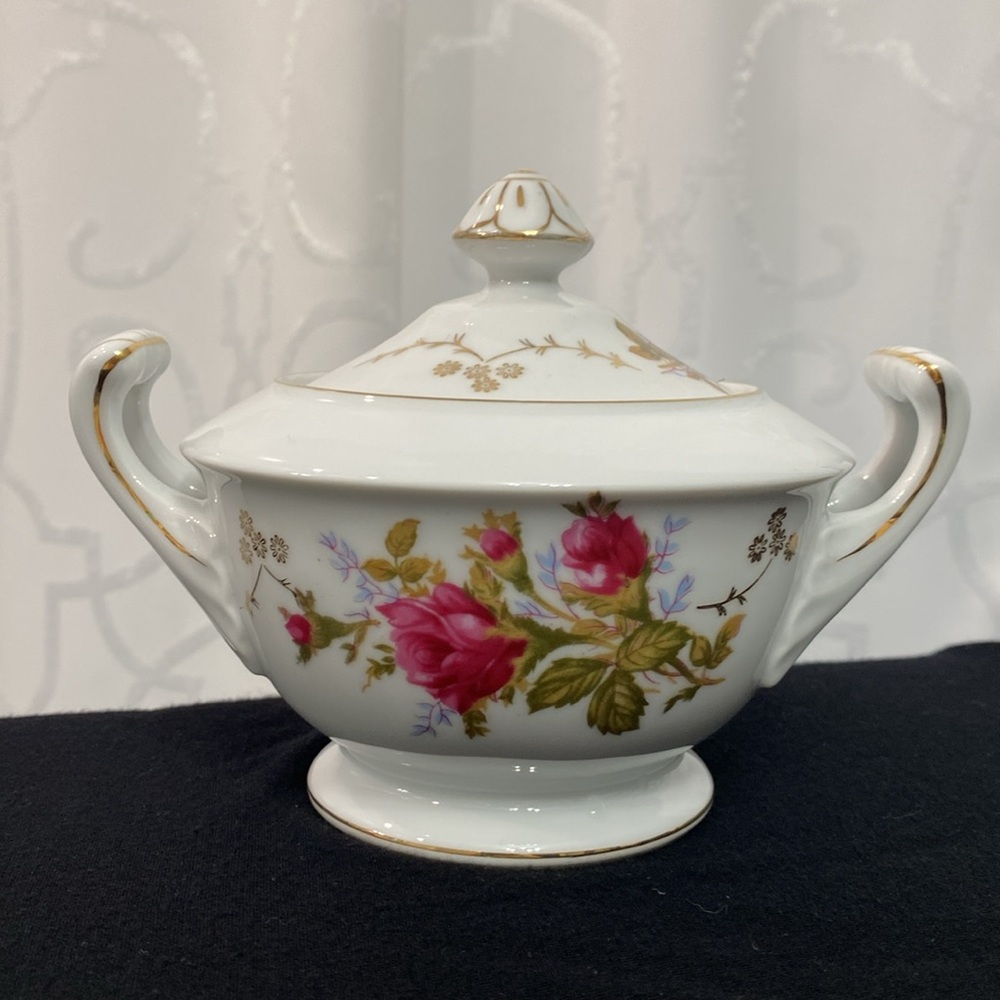 Summit 🌹 fine China, Japan, moss rose sugar bowl with lid